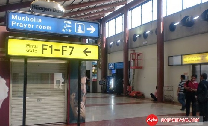 Cổng F1-F7 của nhà ga 2
